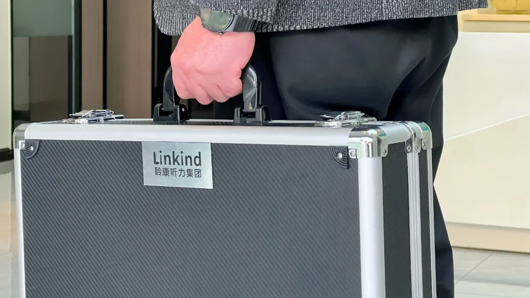 驗(yàn)配神器！聆康LK-300/400無線功能純音聽力計(jì)重磅上市(圖1)