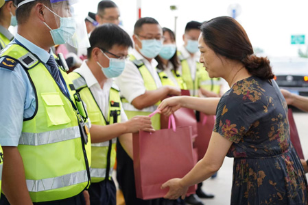 JT高溫慰問2022071503.jpg JT高溫慰問2022071503.jpg