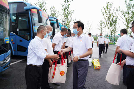 市總工會慰問02.jpg 市總工會慰問02.jpg